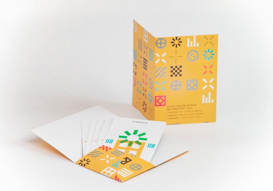 Porta tarjetas plegado — vista 1