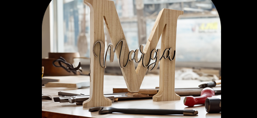 Letra de madera-con-nombre-hecha-a-mano